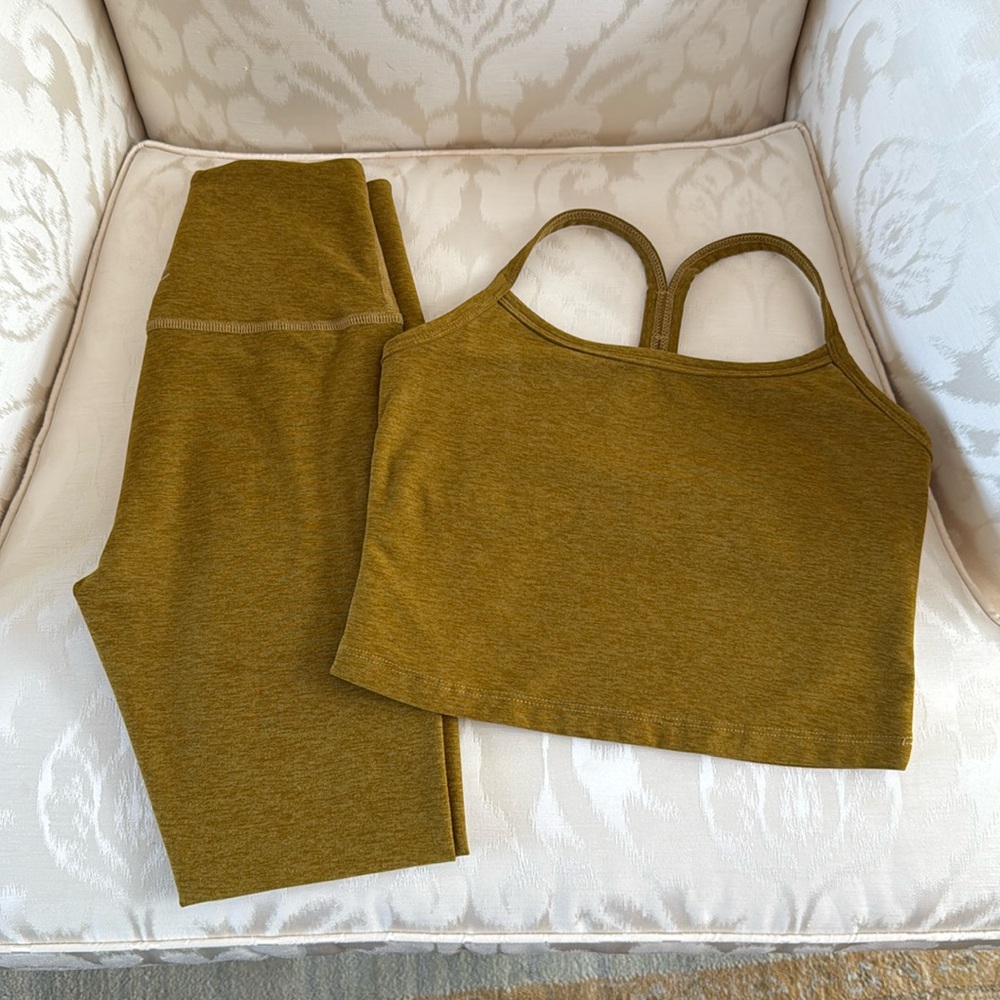 Beyond Yoga Spacedye Caught in the Midi Leggings and Matching Top Yellow Gold